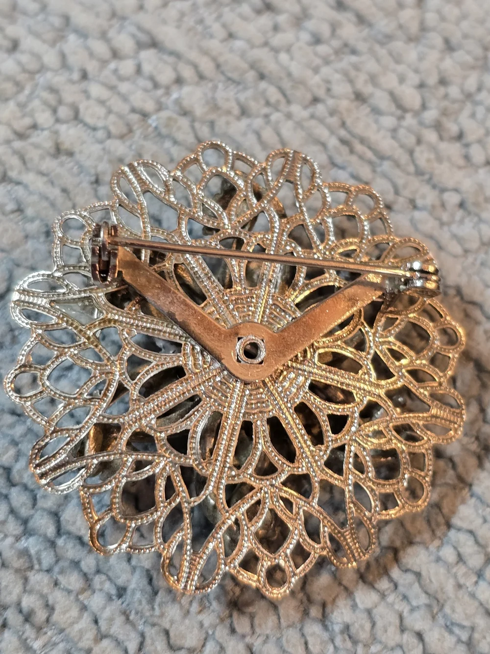 N/A elegant filigree